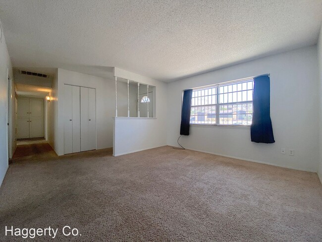 Building Photo - 3 br, 2 bath House - 10352 Bon Aire