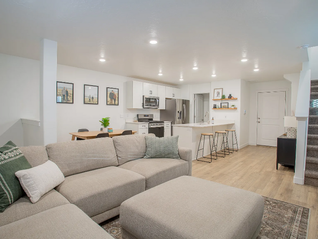 Foto del edificio - 902 Canvasback Dr