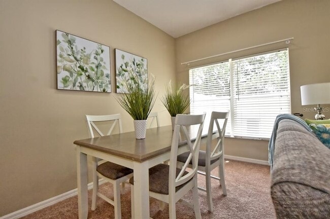 Foto del edificio - 2445 Harleyford Pl