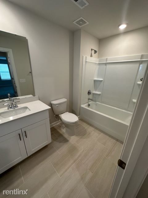 Building Photo - 3 br, 2.5 bath House - 229 J.P. Drive