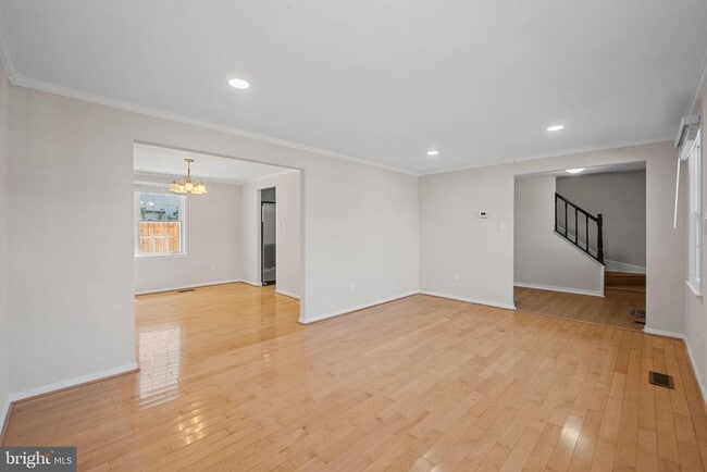 Foto del edificio - 3301 Fallowfield Dr