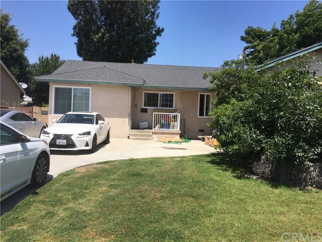 Foto principal - 8691 Lomay Ave