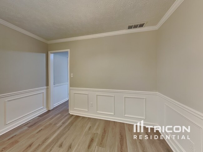 Building Photo - 2790 Spring Ridge Cir