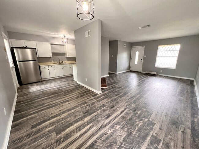 Foto del edificio - Great Starter Home In Central Bossier