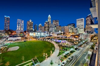Building Photo - Bell Uptown Charlotte