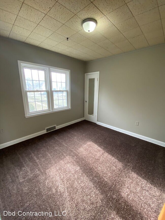 Building Photo - 2 br, 1 bath House - 822 E Rudisill Blvd