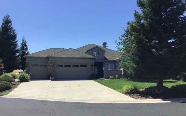 Foto del edificio - 205 Quail Meadow Ln