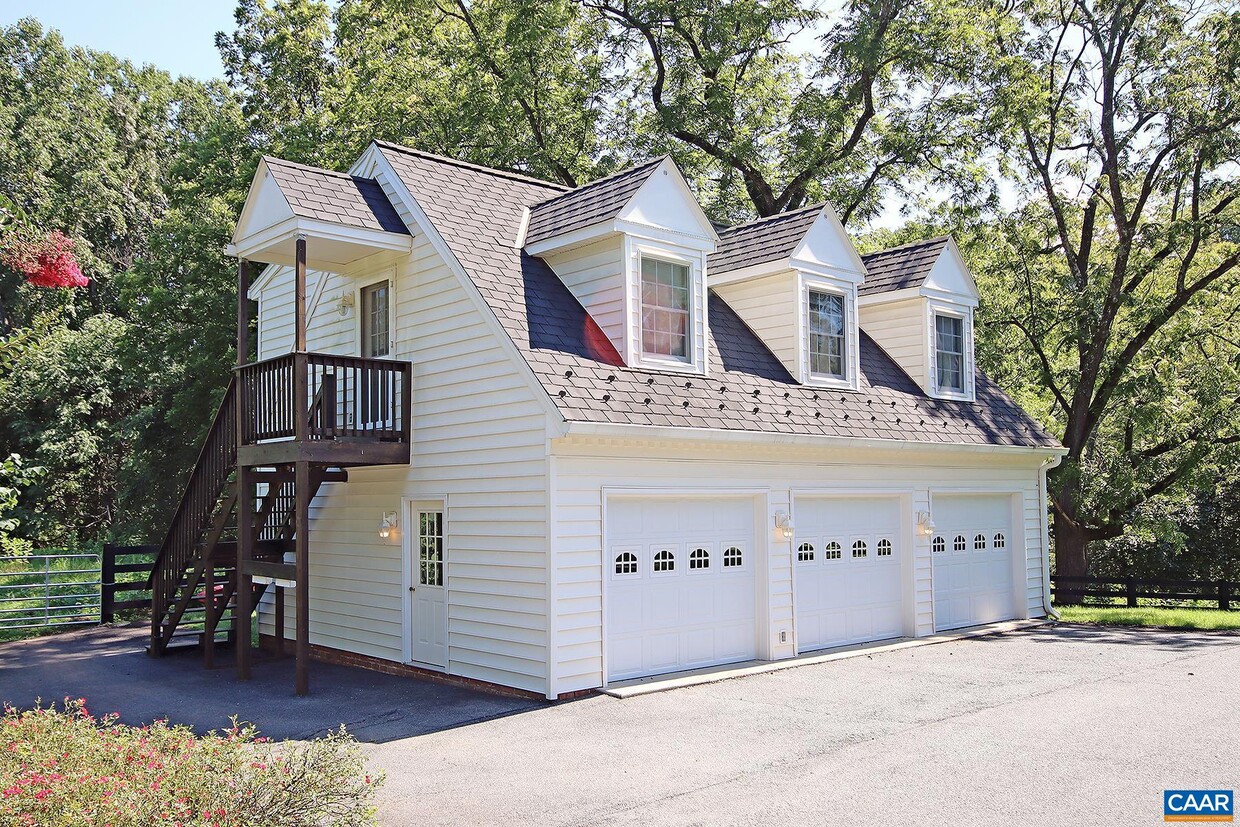 1789 Stony Point Rd, Charlottesville, VA 22911 House Rental in