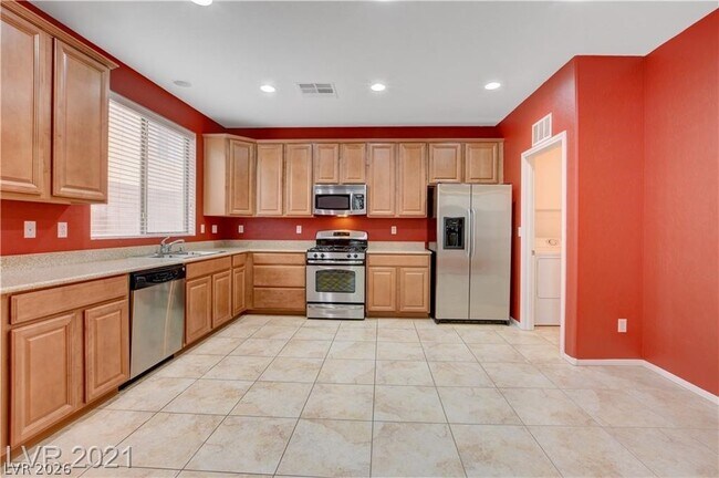 Foto del edificio - 10429 Scotch Elm Ave