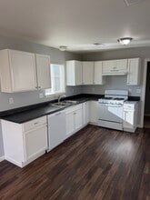 Building Photo - 2216 Oxford Rd