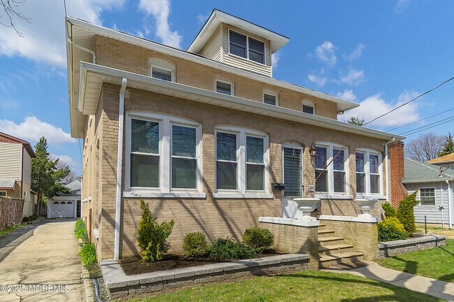 Foto del edificio - 34 Bridge Ave