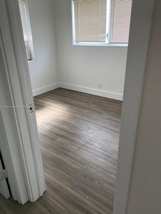 Building Photo - 6241  Dawson St  S Hollywood Fl 33023