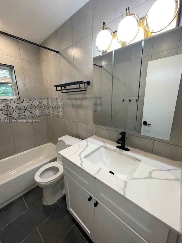 Foto del edificio - 2418 Polk St