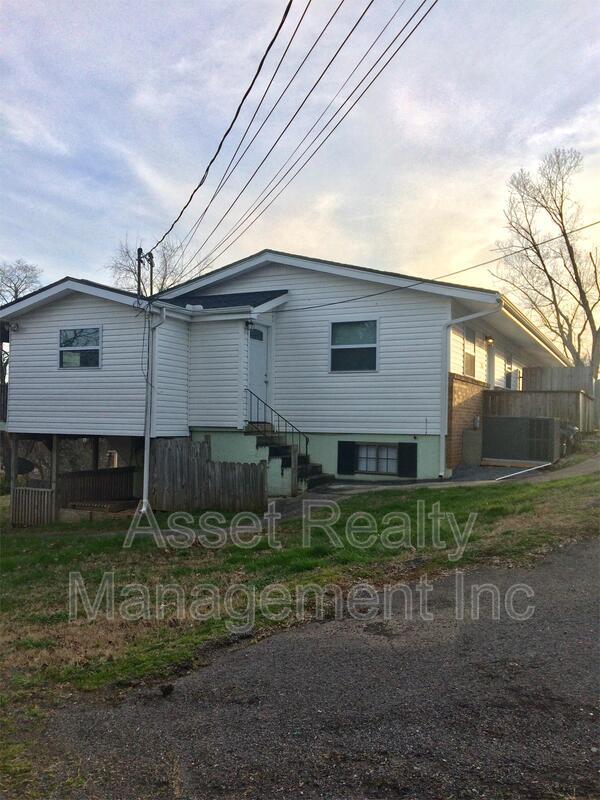 Building Photo - 3562 Buffat Mill Rd