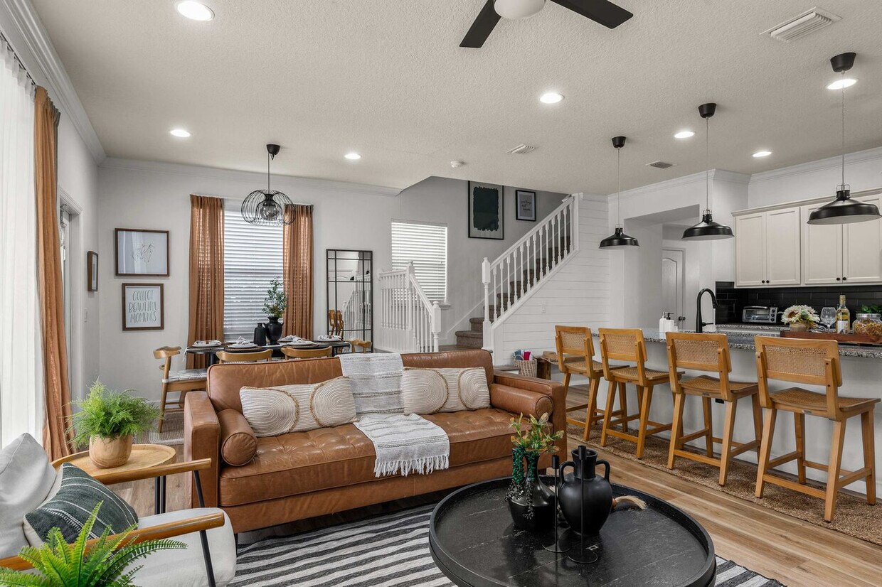 Primary Photo - 1978 Majorca Dr