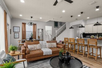 Building Photo - 1978 Majorca Dr