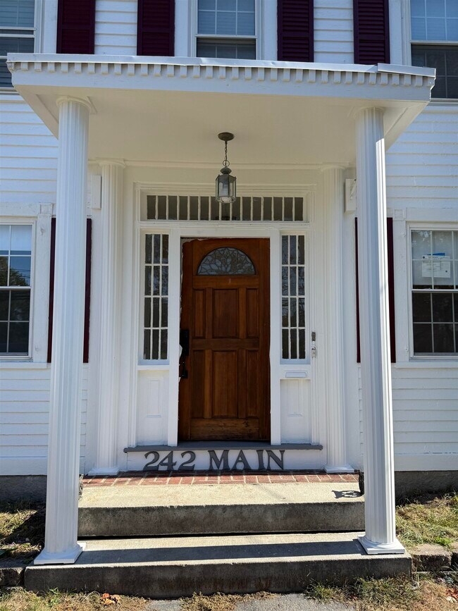 Foto del edificio - 244 Main St