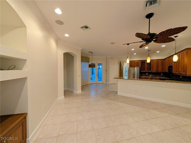 Building Photo - 8917 Greenwich Hills Way