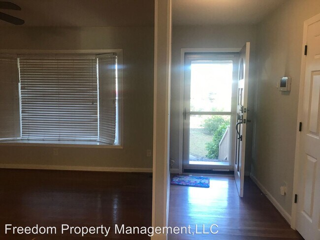 Foto del edificio - 3 br, 2 bath House - 6400 Milford Rd