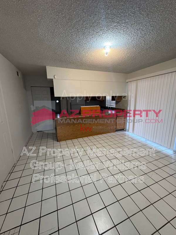 Foto del edificio - 5959 W Britton Ave