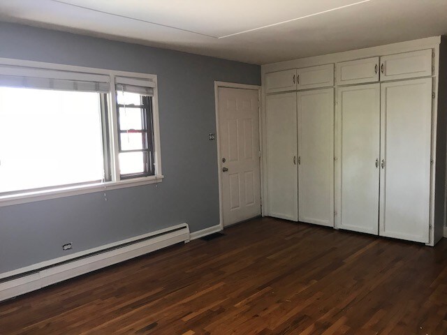 sala de estar - 7530 Stuart St