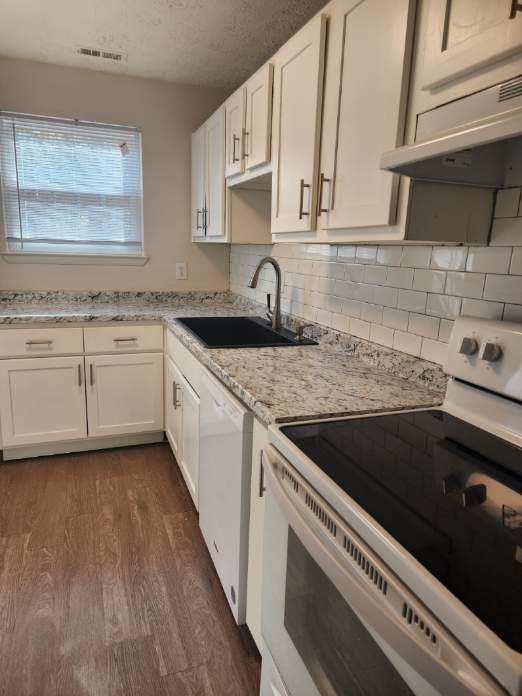 Deane Hill Apartments Apartments in Knoxville, TN