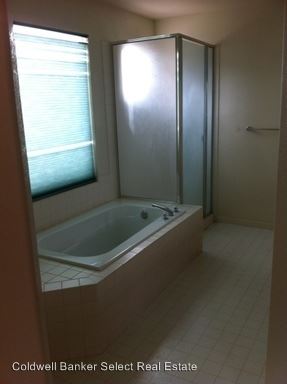 Foto del edificio - 1332 Chichester Dr