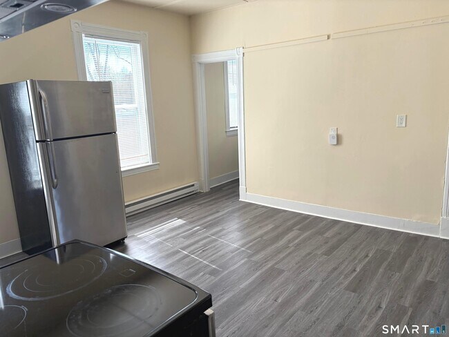 Foto del edificio - 137 Clifton St