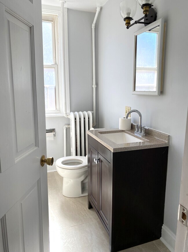 Bath - 632 N Arlington Heights Rd
