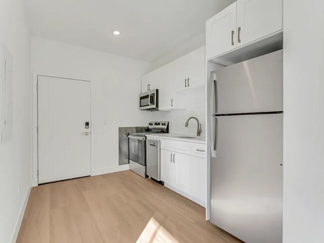 Foto del edificio - 3517 N 16th St