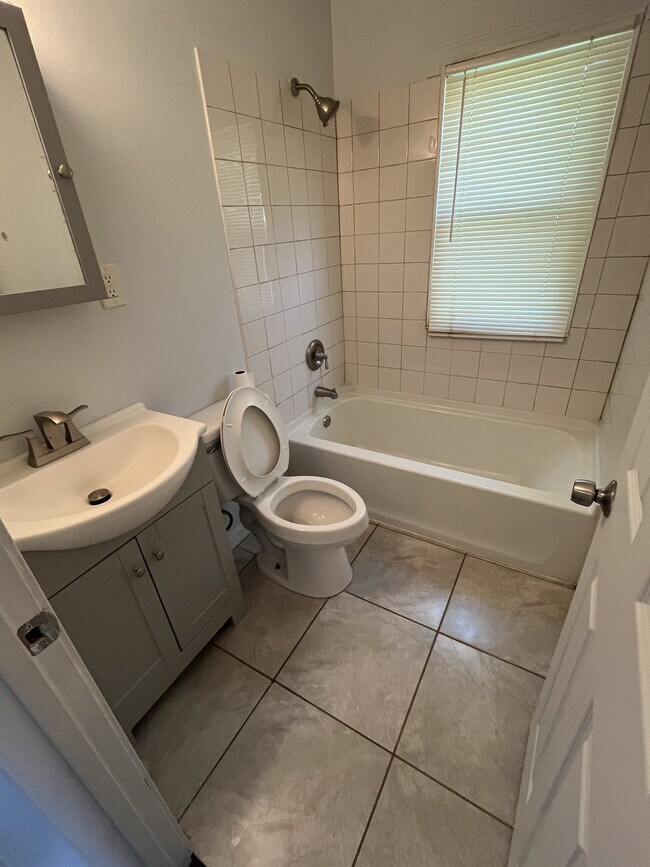 Building Photo - 26102 Stanford St