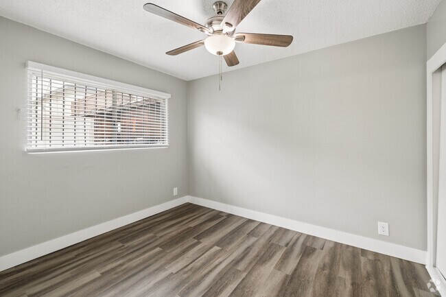 1 habitación, 1 baño - 500 pies cuadrados - Habitación - 4028 W. 137th Street