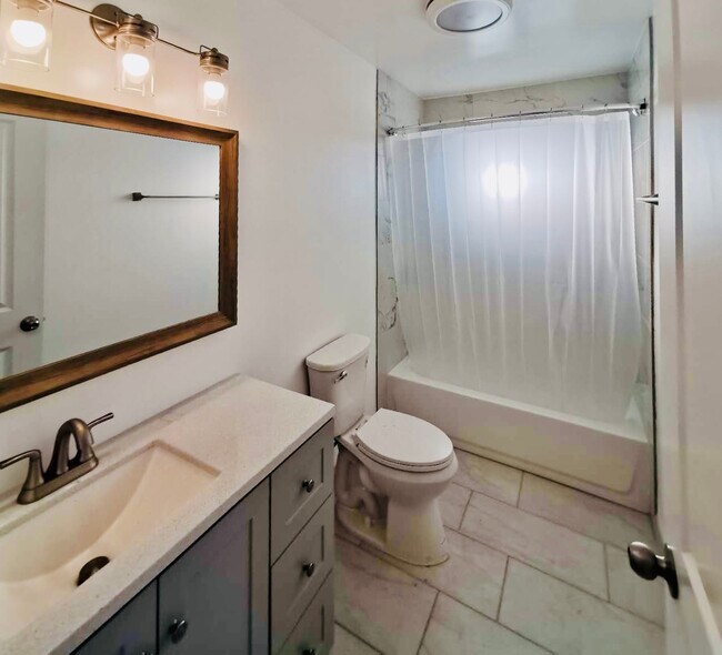 Foto del edificio - 15443 Lassalette St