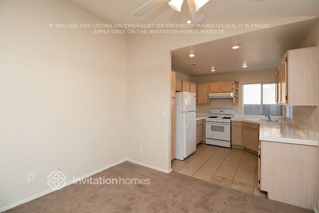Building Photo - 5823 Berry Hill Ln