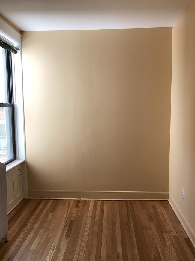 Building Photo - 21-72 43rd Street