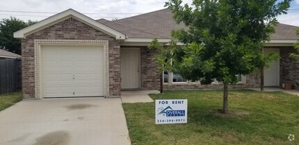 Building Photo - 4606 Waterfall Dr