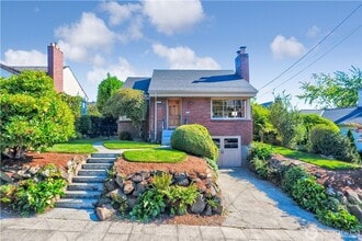 Building Photo - 3251 NW 64th St