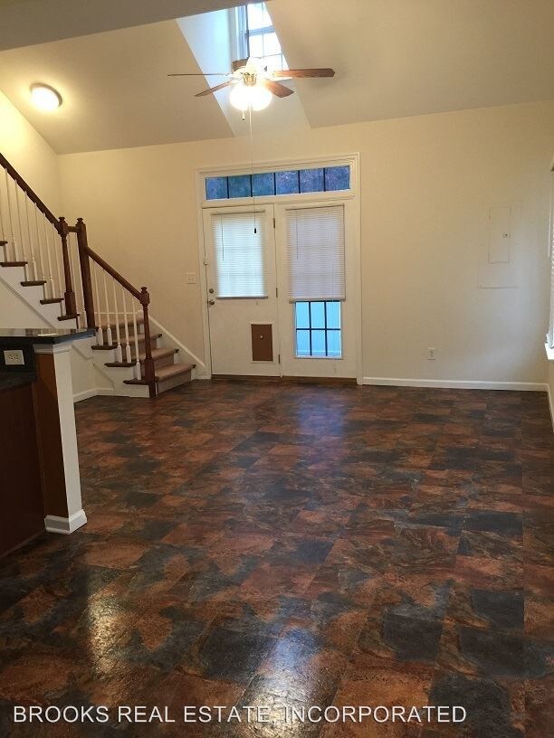 Building Photo - 2 br, 2 bath House - 206 Patriot Village