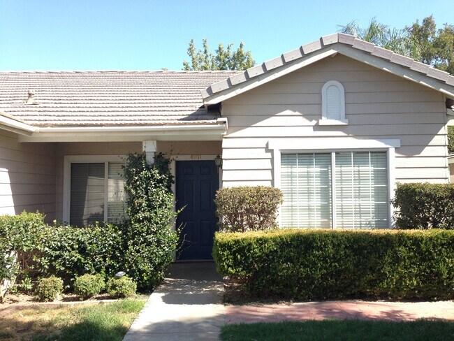 Building Photo - Silver Creek area. 4BD 2 BA. CLEAN,  NEWLY...