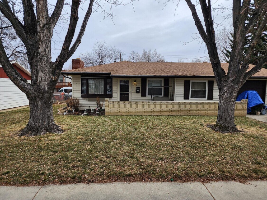 Primary Photo - 1112 Spencer St