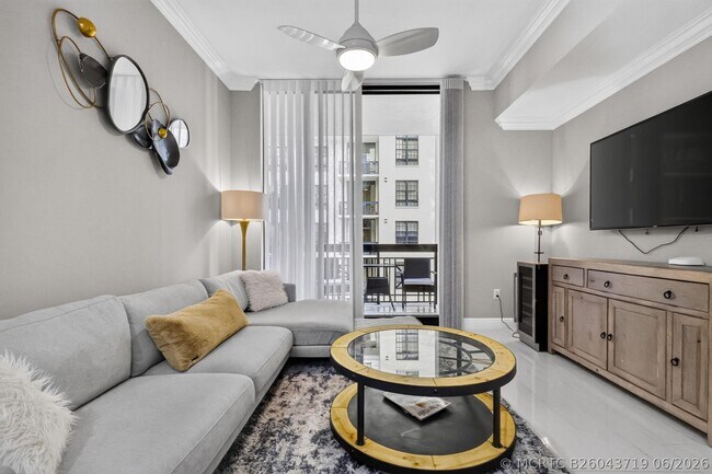 Foto del edificio - 701 S Olive Ave