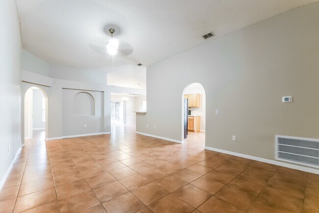 Building Photo - 3525 Stonefield Dr