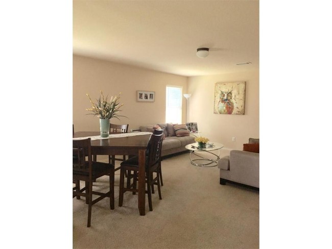 Building Photo - 2627 Powderhorn Dr
