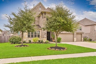 Building Photo - 33580 Green Prairie Dr