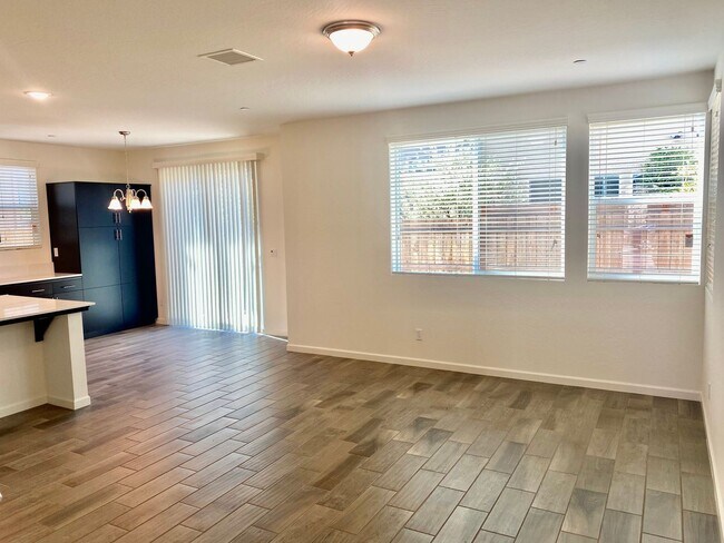 Foto del edificio - 3 br, 2.5 bath House - 3756 Highclere Way