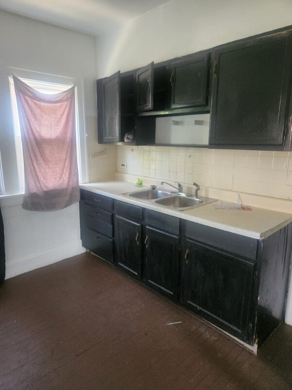 Foto del edificio - 3721 E 146th St