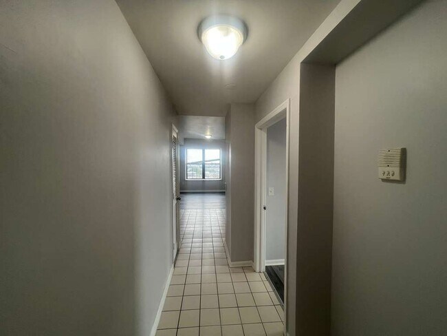 Foto del edificio - 279 Mt Prospect Ave
