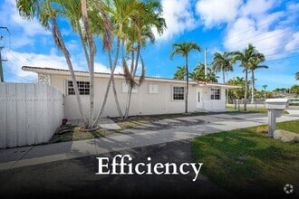 Building Photo - 2400 SW 103rd Ct