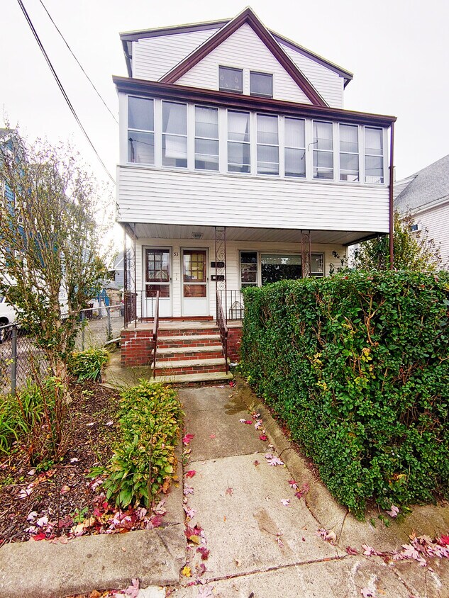 Primary Photo - 53 Dean St