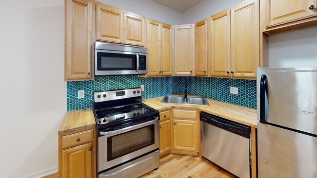 Foto del edificio - 4048 Baring St.